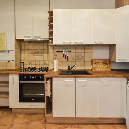 アパート Courtyard Gallery With Free Parking *